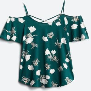 Valette Back Detail cold shoulder knit top. Gently used size is XL